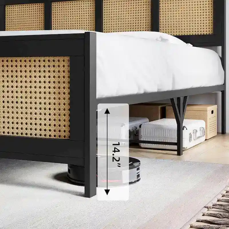 Struttura letto con testiera e pediera in rattan