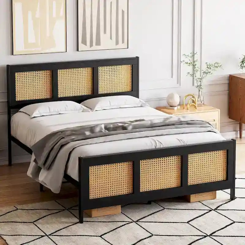 Struttura letto con testiera e pediera in rattan