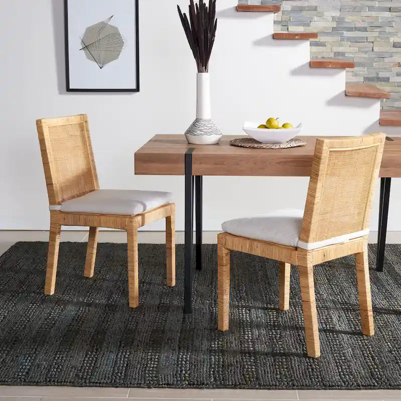 Sedie da pranzo in rattan (cuscini inclusi, set da 2) - Larghezza 21.7 x Lunghezza 18.1 x Altezza 38.6 - Larghezza 22 x Profondità 18 x Altezza 39